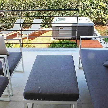 Ferienhaus Monteserpo Holiday home Pula